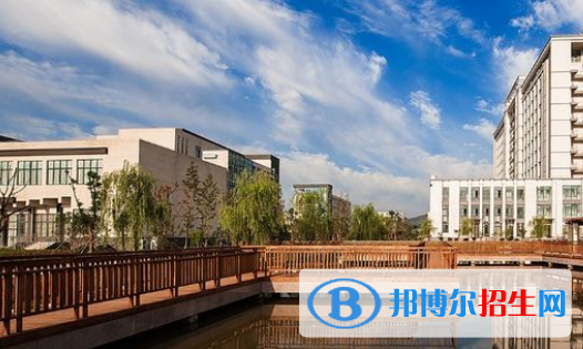 淮北工業(yè)與藝術(shù)學(xué)校怎么樣、好不好