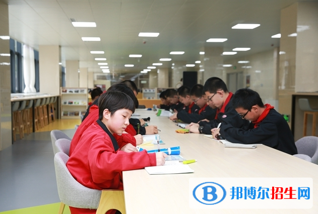  石家莊四十四中學(xué)2020年學(xué)費(fèi)、收費(fèi)多少