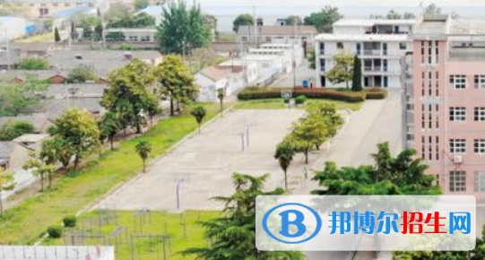 淮北市烈山區(qū)中等專業(yè)學(xué)校2020年報名條件、招生要求、招生對象