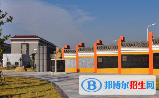 安徽黃梅戲藝術(shù)職業(yè)學院(中專部)地址在哪里