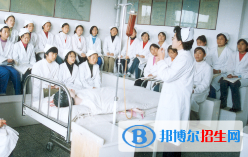 蘭州2021年女生學衛(wèi)校好嗎