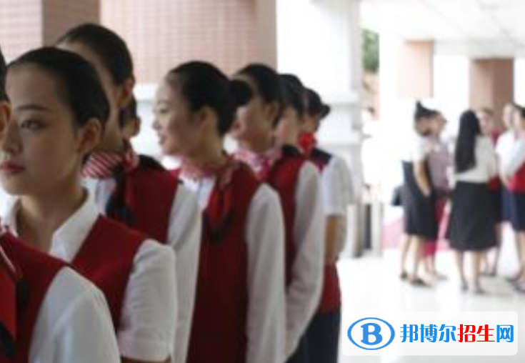 武漢2021年初中生學航空服務(wù)學校的學校