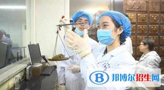 廣州2021年衛(wèi)校畢業(yè)是什么學歷