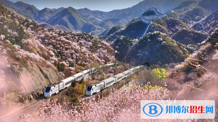 廣西2021年鐵路學校招生電話