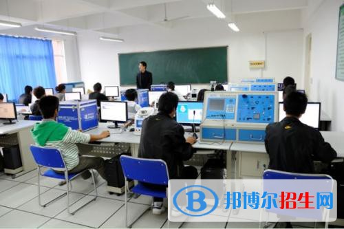 貴州2021年計算機學校理論包括什么