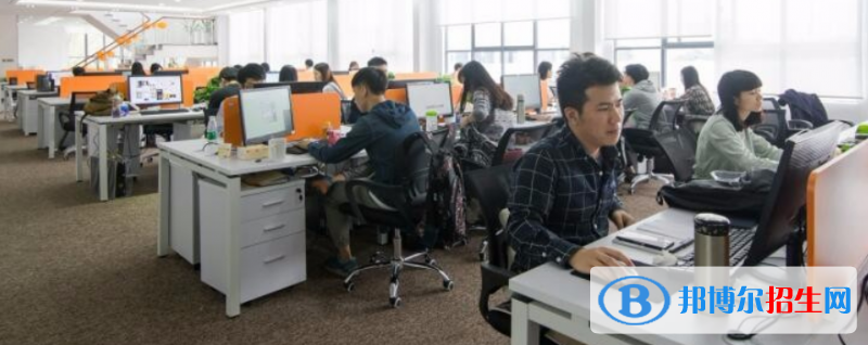 成都2021年職高和電子商務(wù)學(xué)校哪個(gè)好