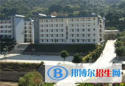 元陽(yáng)縣民族職業(yè)高級(jí)中學(xué)2021年招生錄取分?jǐn)?shù)線