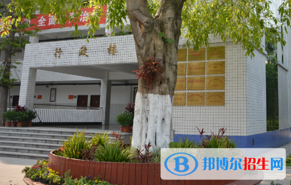 成都2021年讀中專(zhuān)學(xué)校有沒(méi)有用