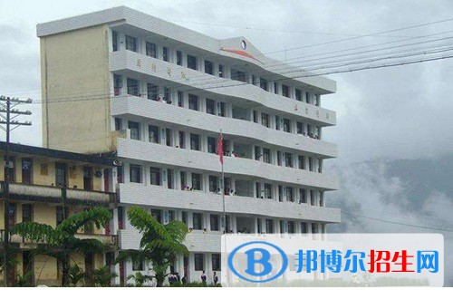 綠春縣民族職業(yè)高級中學怎么樣，好不好