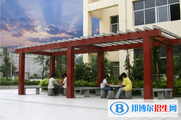  青島化學(xué)工業(yè)職工中專(zhuān)學(xué)校怎么樣、好不好