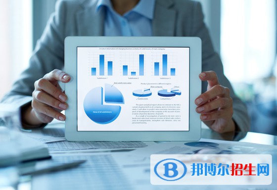 貴州2021年去計算機(jī)學(xué)校學(xué)什么專業(yè)好