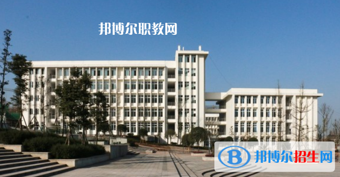 四川2021年高中畢業(yè)上什么中專(zhuān)學(xué)校好