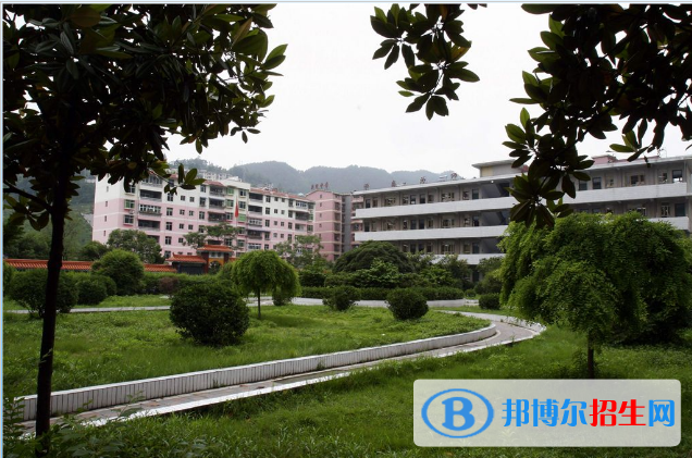 重慶2022年中學畢業(yè)讀什么護理學校