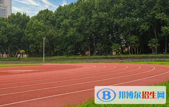 浙江2021年中專學(xué)校讀出來是什么文憑