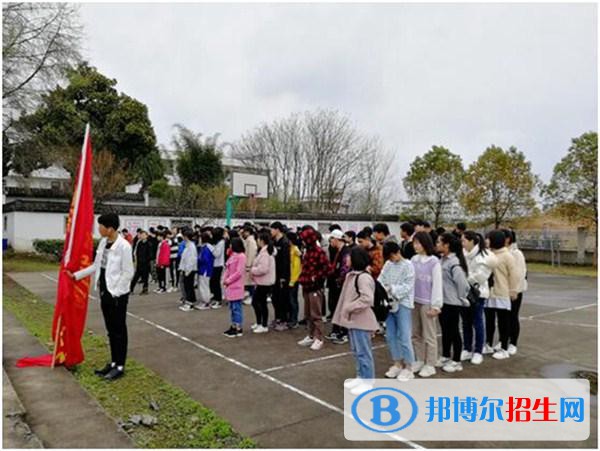 安徽2021年女生學什么中專學校好