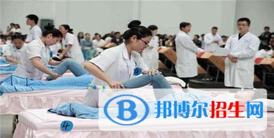 昆明2021年讀衛(wèi)?？梢钥即髮W(xué)嗎