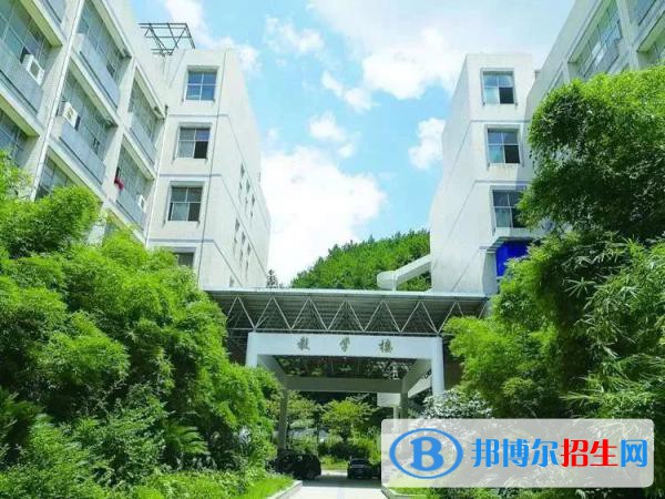 貴陽2021年哪個(gè)計(jì)算機(jī)學(xué)校就業(yè)最好