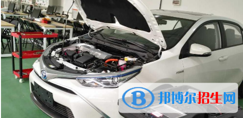 蘭州2021年中專學(xué)校學(xué)什么比較好