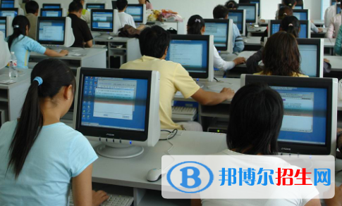 貴陽2021年計算機學(xué)校學(xué)什么好找工作
