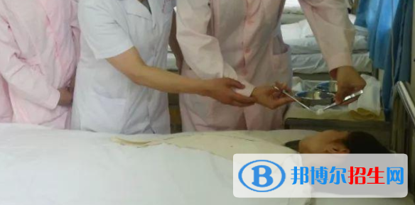 成都2021年初中生不去護(hù)理學(xué)校怎么辦