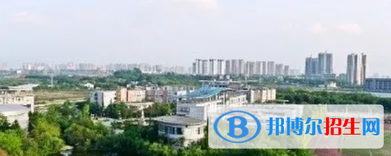 成都2021年初中生報什么護理學(xué)校好