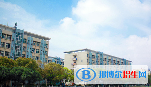 貴州2021年讀中專學(xué)?？梢钥即髮W(xué)嗎