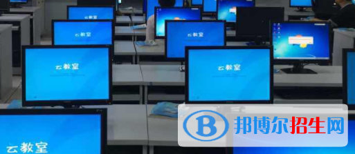 四川2021年職高和計算機(jī)學(xué)校有哪些區(qū)別