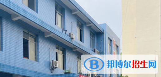 四川2021年初中生可以去的計算機學校