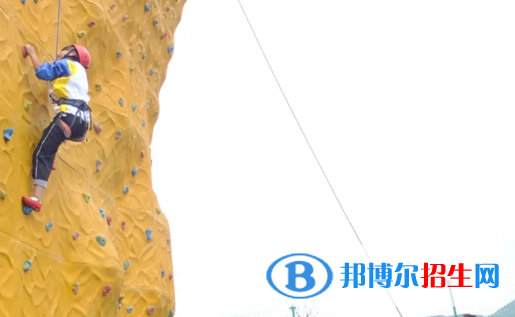 貴州旅游學(xué)校2022年學(xué)費(fèi)、收費(fèi)多少
