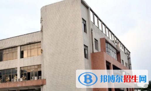 貴州2022年上中專學校要分數(shù)嗎