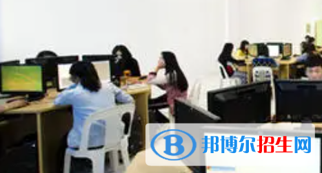 四川2022年女生讀計算機(jī)學(xué)校學(xué)什么專業(yè)好