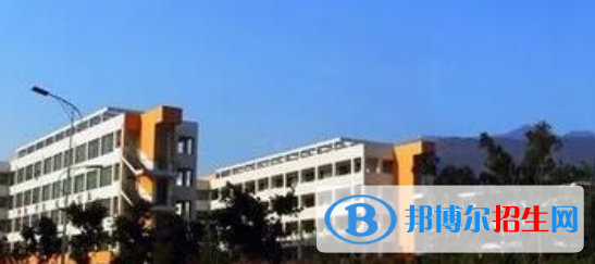 四川2022年男生讀計(jì)算機(jī)學(xué)校好不好