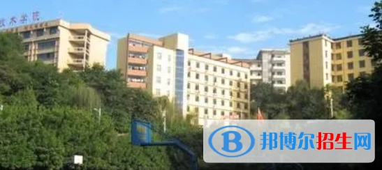 四川省衛(wèi)生學(xué)校2022年報(bào)名條件、招生要求、招生對(duì)象要求、招生對(duì)象