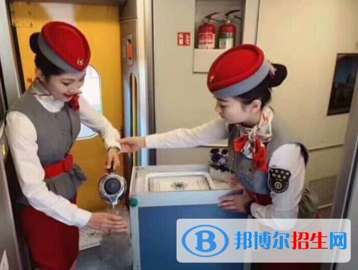 蘭州2022年軌道交通學校適合女生學嗎