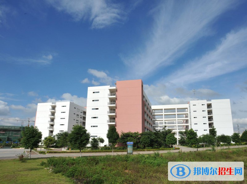 四川2022年初中畢業(yè)可以上中專(zhuān)學(xué)校嗎