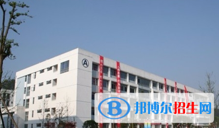 四川服裝藝術(shù)學(xué)校2022年報名條件、招生要求、招生對象