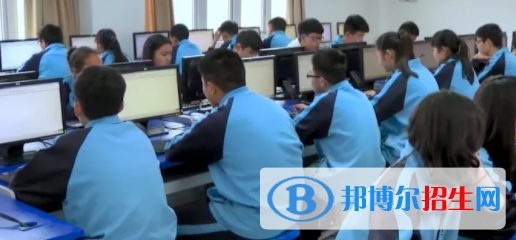 成都2022年計算機(jī)學(xué)校是什么
