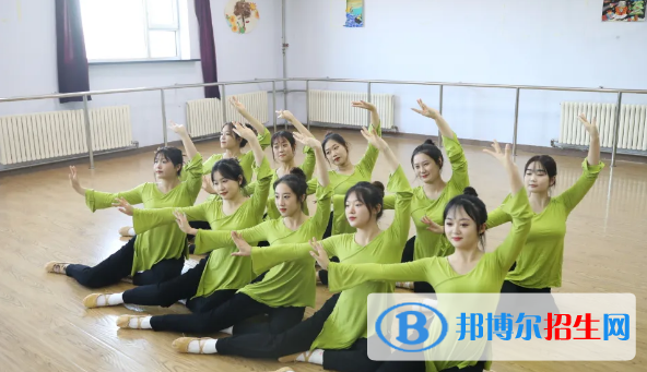 貴陽(yáng)2022年女生在中專學(xué)校學(xué)什么好