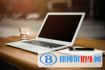 中專(zhuān)計(jì)算機(jī)學(xué)校專(zhuān)業(yè)有哪些