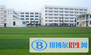 南充信息工程職業(yè)學(xué)校2022年學(xué)費(fèi)、收費(fèi)多少