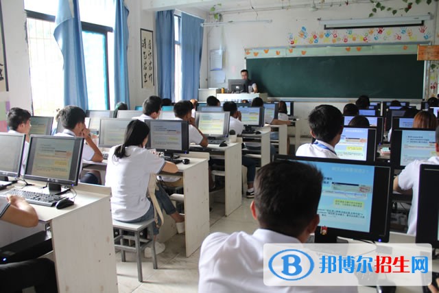 河北2022年初中生可以上的計算機學(xué)校