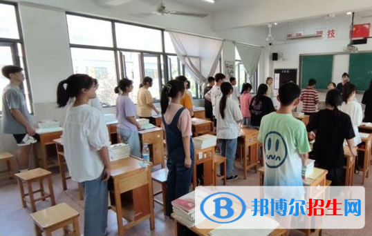 常熟高新園中等專業(yè)學校2022年報名條件、招生要求、招生對象