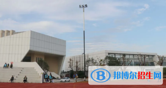 成都汽車職業(yè)技術(shù)學(xué)校2022年招生簡(jiǎn)章