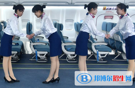 河北2022年航空服務(wù)學(xué)校讀什么專業(yè)好