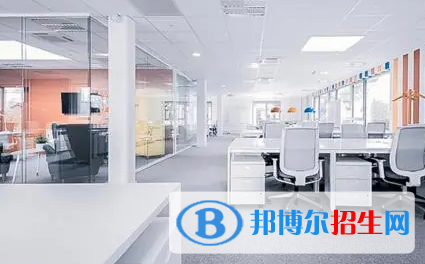 重慶2022年電子商務學校學費多少