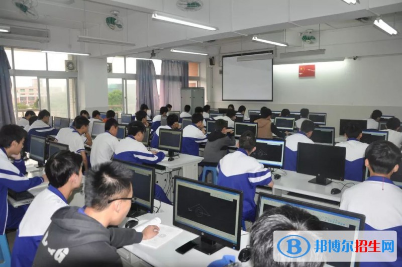 河北2022年讀什么計算機(jī)學(xué)校最好