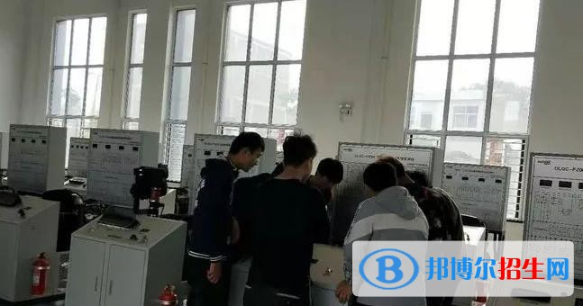 甘肅2022年初中生讀什么汽修學校好