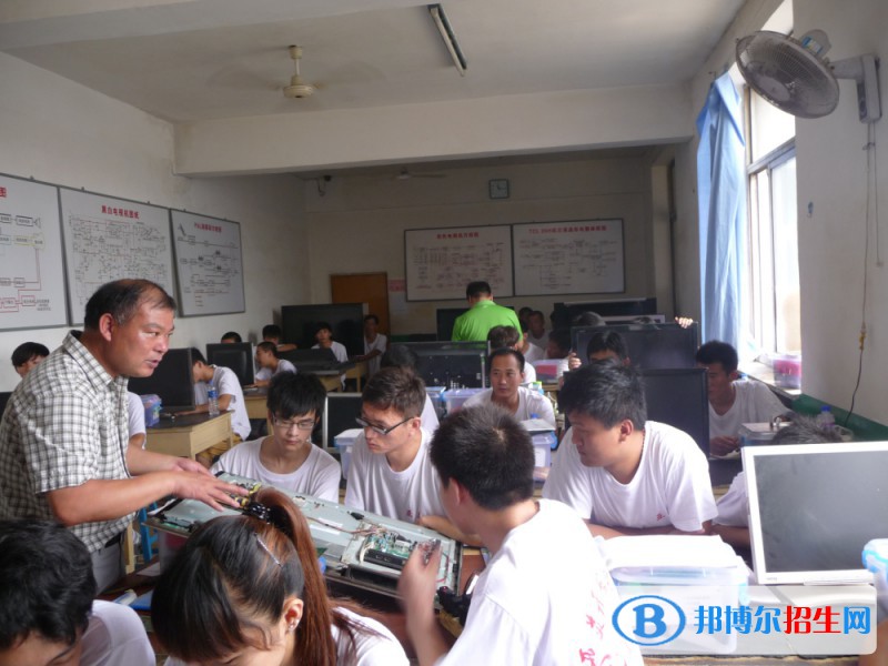 蘭州電子工業(yè)學(xué)校2022年報(bào)名條件、招生要求、招生對(duì)象