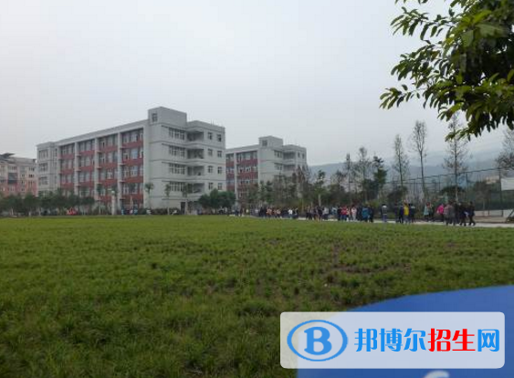 云南商務(wù)信息工程學(xué)校2022年學(xué)費(fèi)、收費(fèi)多少