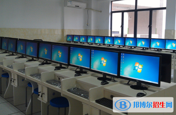 河北2022年計算機(jī)學(xué)校畢業(yè)是什么文憑